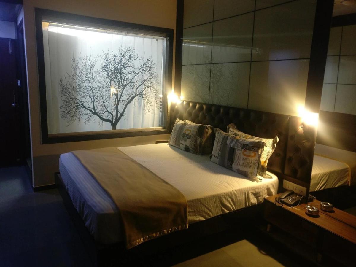 Hotel Kk Residency Нагпур Экстерьер фото