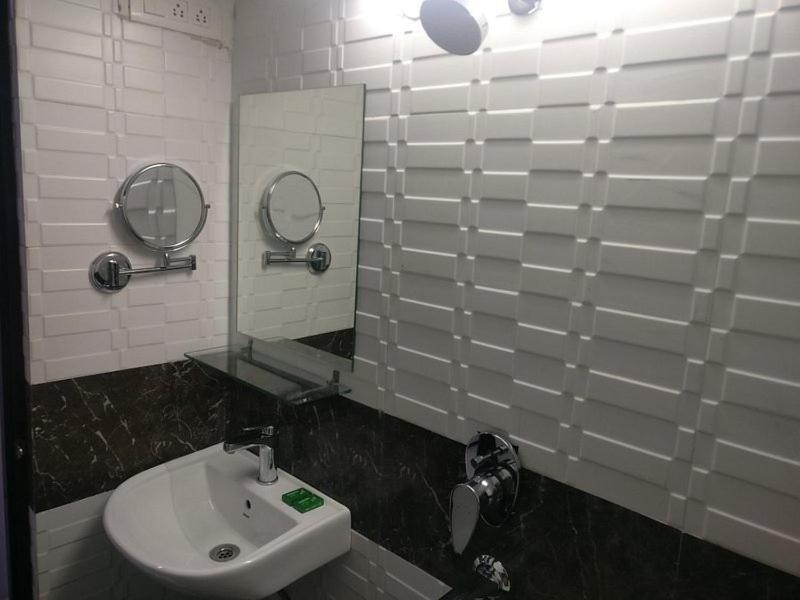 Hotel Kk Residency Нагпур Экстерьер фото