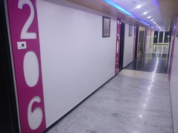 Hotel Kk Residency Нагпур Экстерьер фото